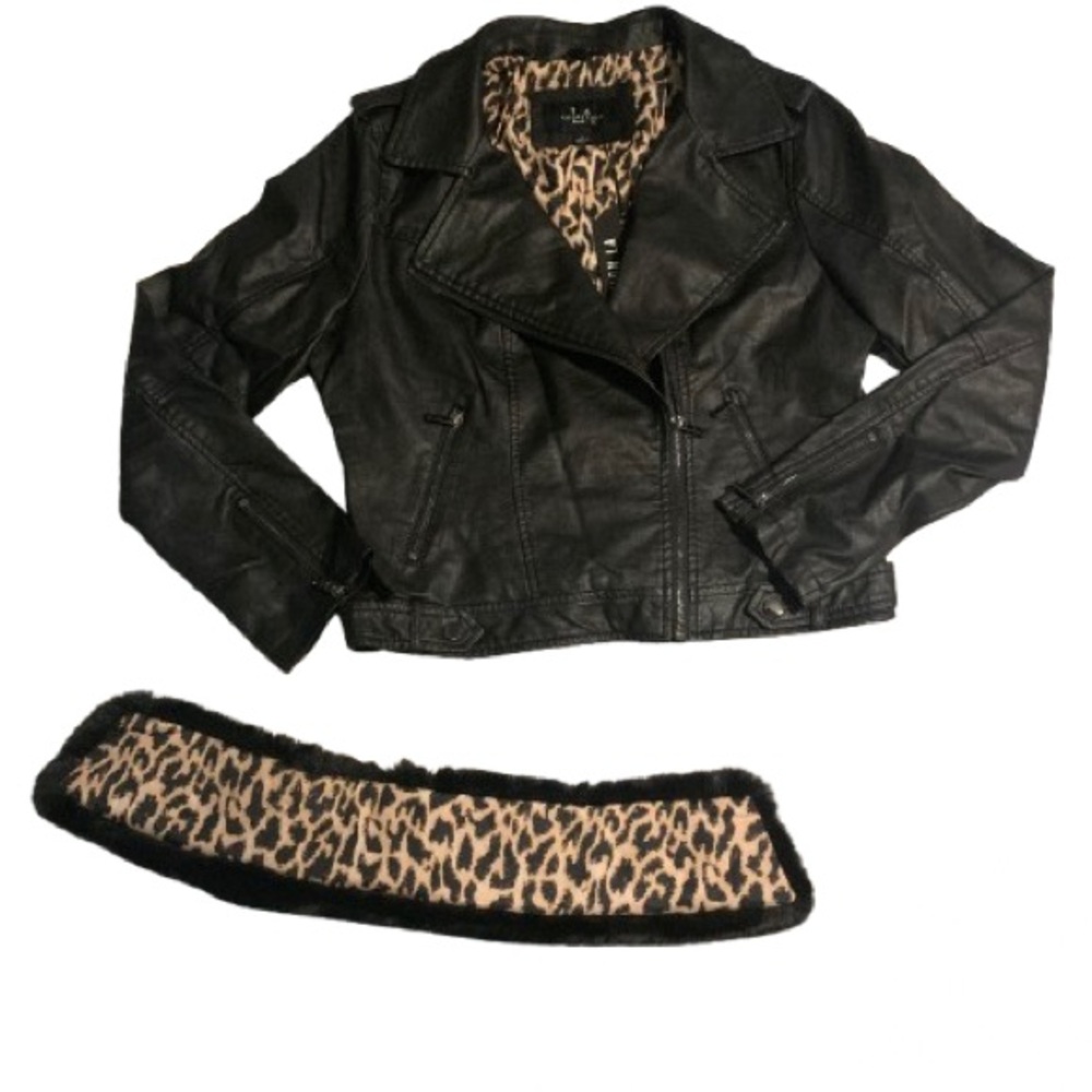 NWT_ Women's Leather Jacket __NWT - Picture 7 of 15